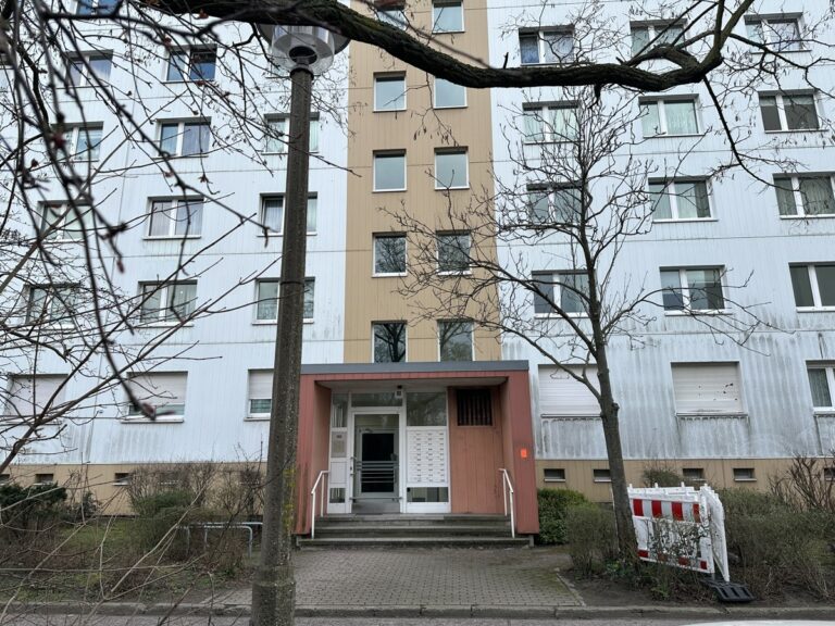 „Kapitalanleger aufgepasst“- Sonnige Balkon-Wohnung in zentraler Wohnlage ***vermietet***Wannenbad***