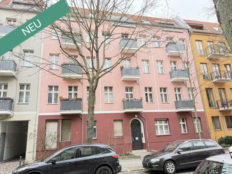 Großzügig geschnittene Balkonwohnung, in zentraler Lage ***Laminatfußb.***EBK***